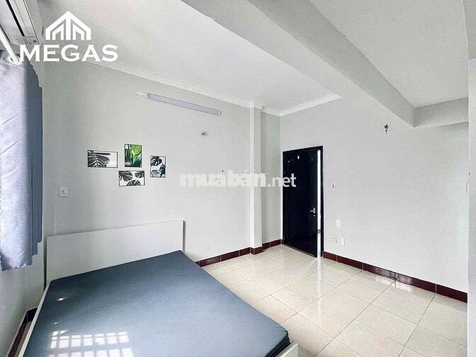 CHDV Cửa Sổ Trời Siêu Thoáng Ngay UEH Quận 10