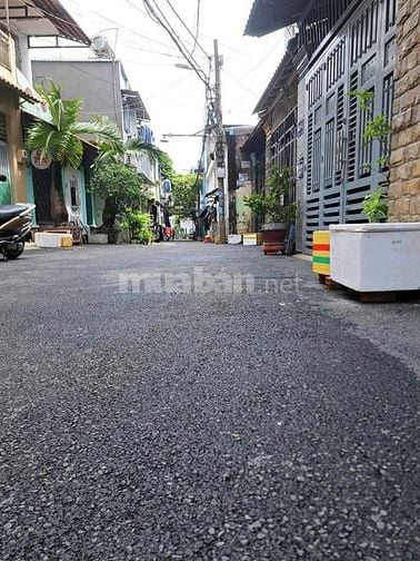 Cần Ra Nhanh Căn nhà ngay Tân Xuân 5 Hóc Môn 63m2 Sổ Hồng Riêng 820tr