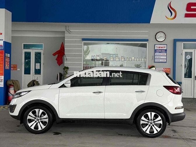 Kia Sportage 2013 2.0 AT AWD - 120000 km