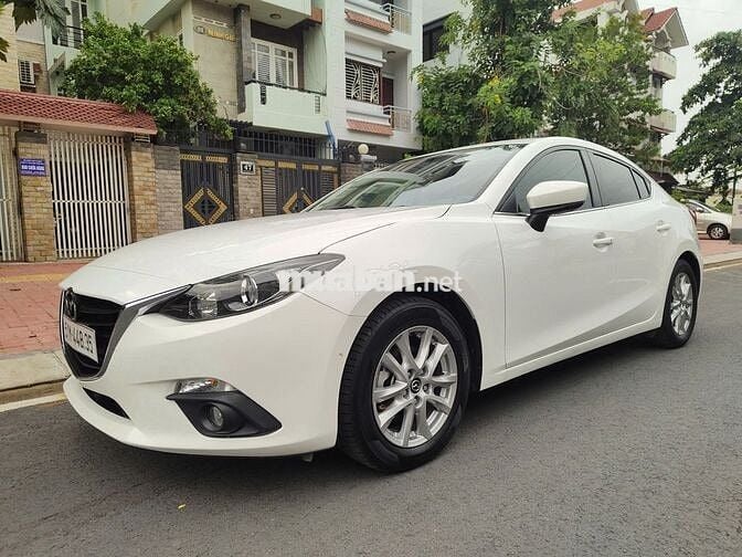 Mazda 3 2016 1.5 AT Sedan - 47000 km