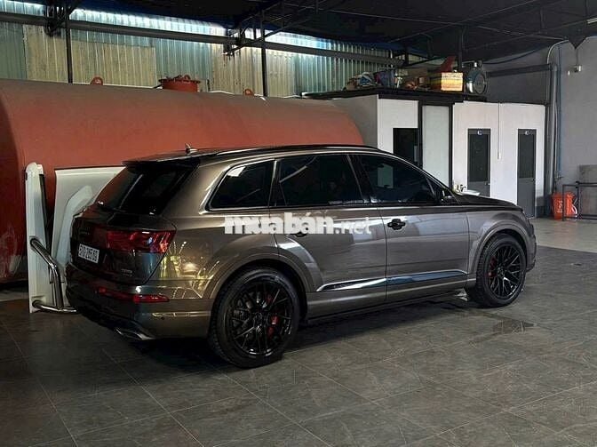 Audi Q7 2016 2.0 AT - 108000 km