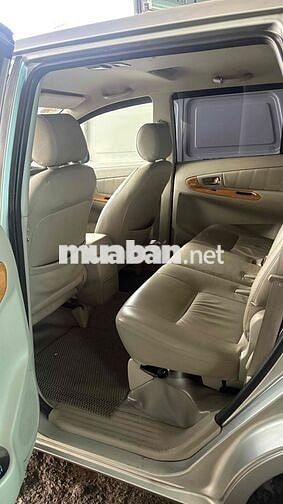 Toyota Innova 2011 V - 186000 km