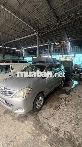 Toyota Innova 2011 V - 186000 km
