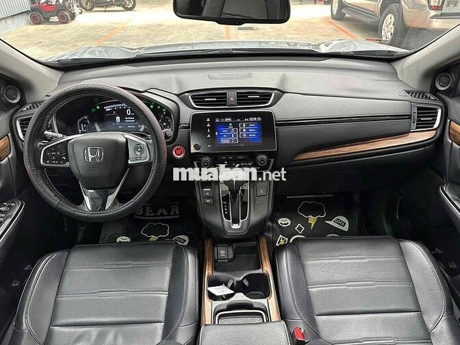 Honda CR V 2018 L - 75000 km