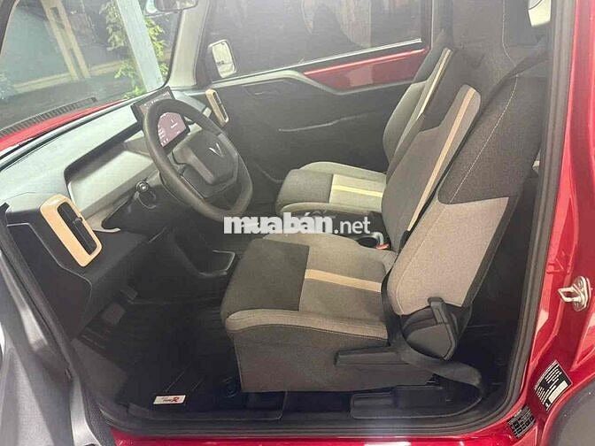 VinFast VF3 T12/2024 Màu Đỏ Pin Thuê xe như mới
