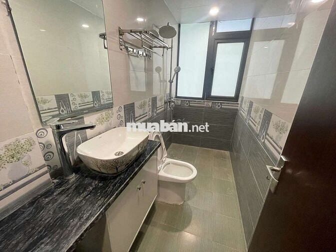 Căn hộ 50m² full nội thất – 2PN 1 khách – Văn Cao, Ba Đình