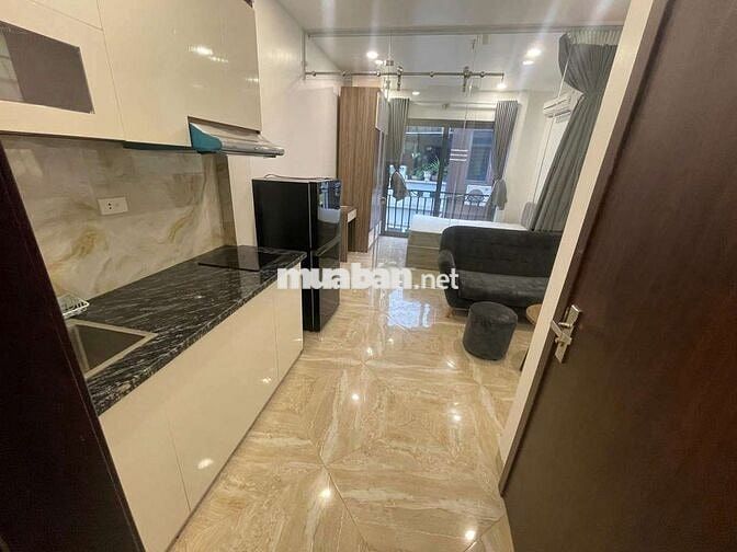 Căn hộ 30m² full nội thất – Văn Cao, Ba Đình – Ở luôn