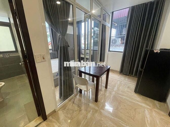 Căn hộ 50m² full nội thất – 2PN 1 khách – Văn Cao, Ba Đình