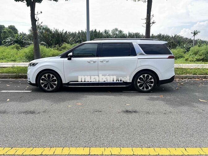 Kia Carnival 2024 Signature 2.2D - 26000 km