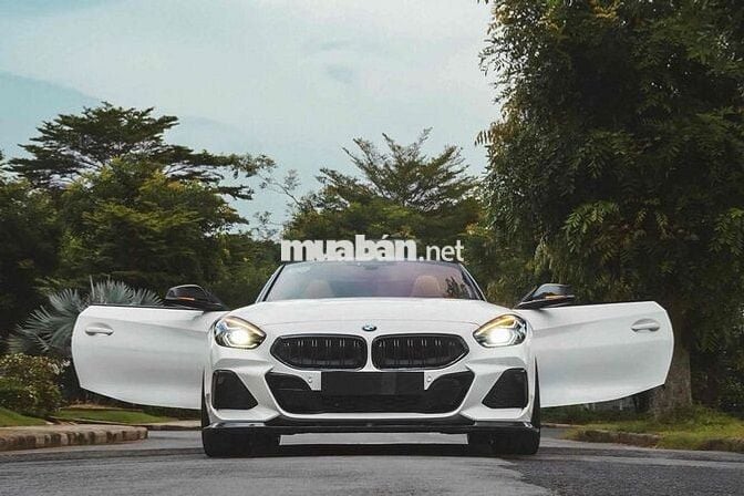 BMW Z4 2021 - 20000 km Bank 90%