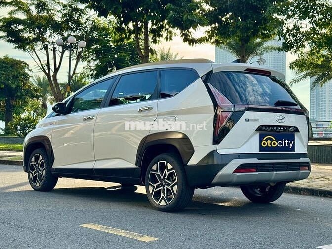Hyundai Stargazer X 2024 - Màu trắng - 4v1km