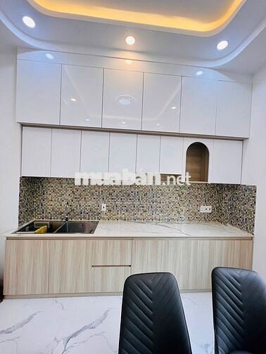 Nhà cách ĐH89 chỉ 20m hẻm xe hơi 7C, gần quảng trường cách Ql50 80m