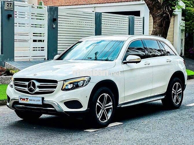 Mercedes Benz GLC 2018 250 4Matic - Màu Trắng