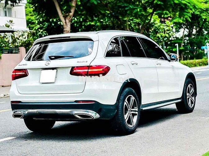 Mercedes Benz GLC 2018 250 4Matic - Màu Trắng