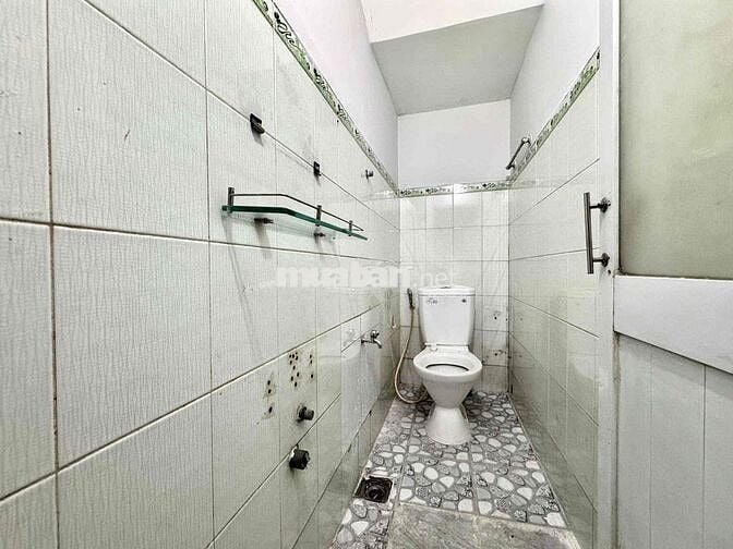 MBKD NGAY MẶT TIỀN QUANG TRUNG TỰ DO KINH DOANH ĐƯỜNG NHIỀU NGƯỜI QUA