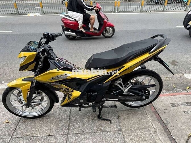Honda sonic 150 2020 mới 90% Bstp chính chủ
