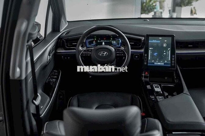 Hyundai Custin 2024 Bản Cao Cấp - 24.000 km