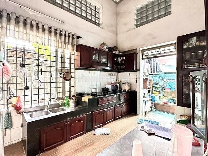 BÁN 500M2 ĐẤT ĐẸP TRUNG TÂM HCM, TẶNG NHÀ TÒA NHÀ 4TẦNG SÁT MẶT TIỀN