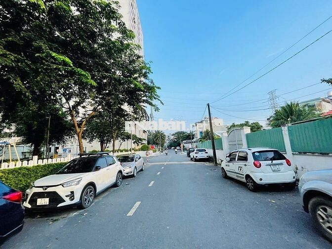 HÀNG HOT - ĐẤT MT kinh doanh ĐƯỜNG 12 - GẦN GA METRO - ngang 6.3M