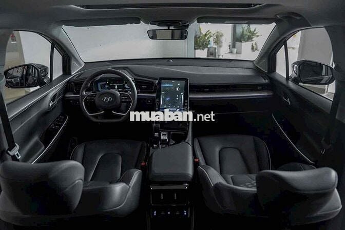 Hyundai Custin 2024 Bản Cao Cấp - 24.000 km