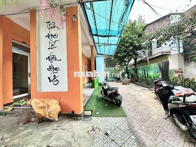 BÁN 500M2 ĐẤT ĐẸP TRUNG TÂM HCM, TẶNG NHÀ TÒA NHÀ 4TẦNG SÁT MẶT TIỀN