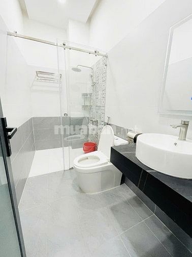 Căn góc hẻm 22 Phú thuận 5x14 Lầu đúc vuông vức giá tốt 7ty9(1T2L)