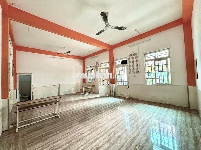 BÁN 500M2 ĐẤT ĐẸP TRUNG TÂM HCM, TẶNG NHÀ TÒA NHÀ 4TẦNG SÁT MẶT TIỀN