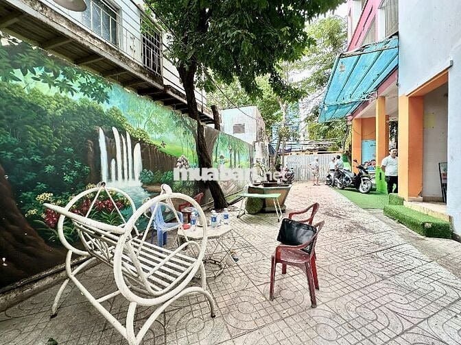 BÁN 500M2 ĐẤT ĐẸP TRUNG TÂM HCM, TẶNG NHÀ TÒA NHÀ 4TẦNG SÁT MẶT TIỀN