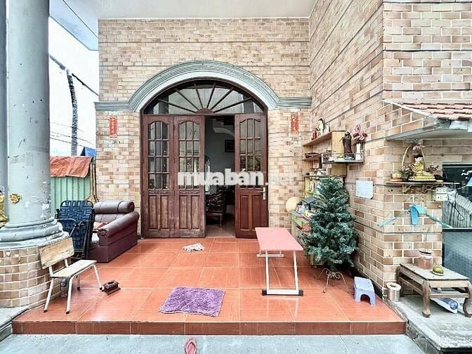 BÁN 500M2 ĐẤT ĐẸP TRUNG TÂM HCM, TẶNG NHÀ TÒA NHÀ 4TẦNG SÁT MẶT TIỀN