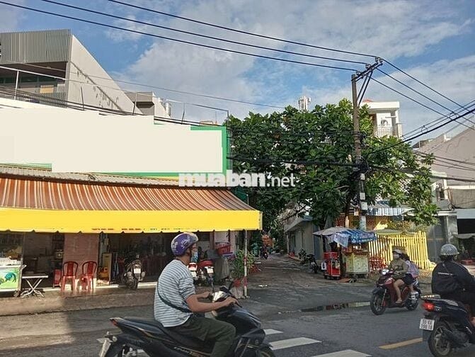 GÓC HAI MẶT TIỀN ĐƯỜNG PHAN ANH 8,2 X 12 GẦN CHỢ, ĐỐI DIỆN KHU CÔNG TY