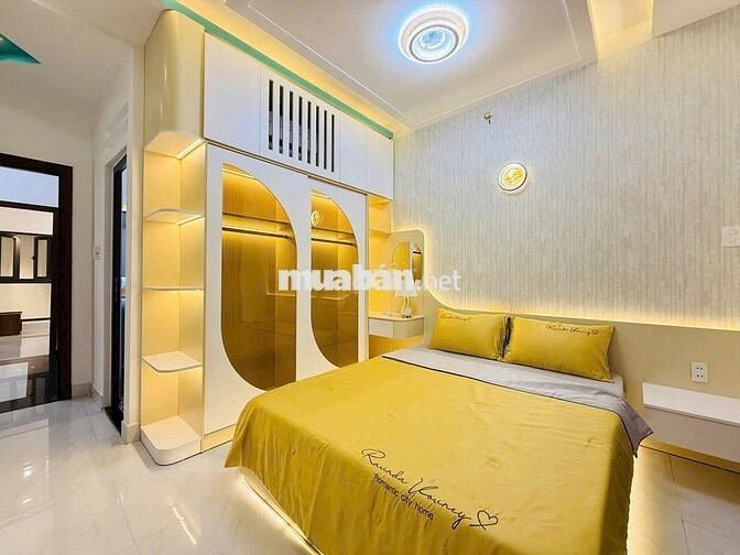 CHỈ 8TY - NHÀ BÁN CỔ ĐIỂN -TRỆT LỬNG 3 LẦU - 4PN 5WC.