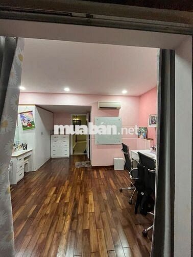 Cho thuê nhà hẻm 10m Bình Lợi, DT: 4,5x20m. Hầm Trệt 2 lầu ST