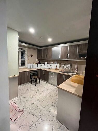 Cho thuê nhà hẻm 10m Bình Lợi, DT: 4,5x20m. Hầm Trệt 2 lầu ST
