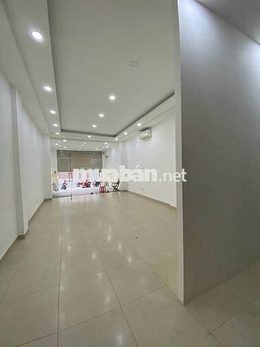 Cần cho thuê nhà Mặt Tiền 297A Lý Thường Kiệt P.15 Q.11