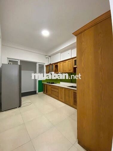 Cần cho thuê nhà Mặt Tiền 297A Lý Thường Kiệt P.15 Q.11