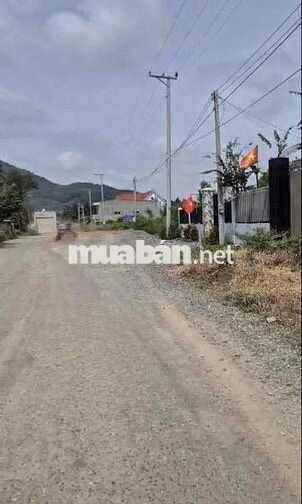 Mình chính chủ kẹt tiền ra gấp lô đất 2 mặt tiền đất biệt thự Châu Pha
