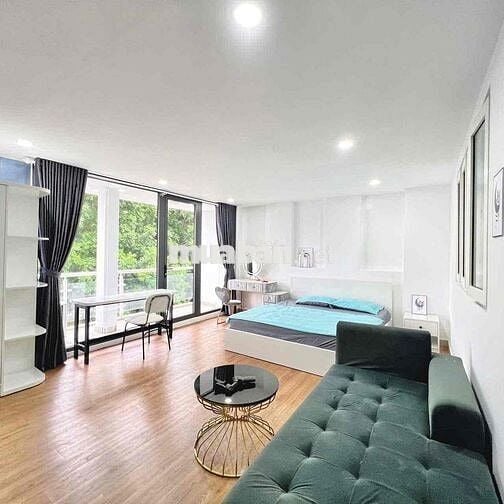 PHÒNG ĐẸP BAN CÔNG TÁCH BẾP GẦN VINCOM PHAN VĂN TRỊ