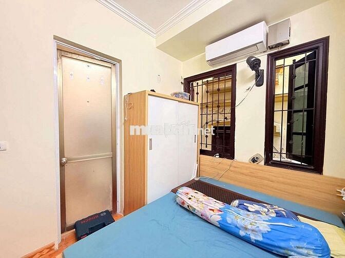 Nhà Phố An Dương, cách phố và ô tô vài bước, 23m, 6 tầng.