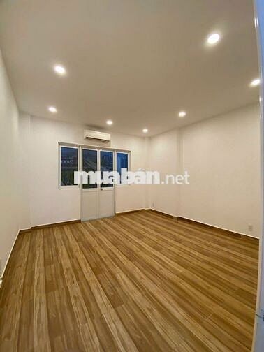 Cần cho thuê nhà Mặt Tiền 297A Lý Thường Kiệt P.15 Q.11