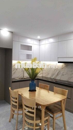 BÁN NHÀ 2.5 TÀNG KIỆT Ô TÔ NGỦ TRONG NHÀ