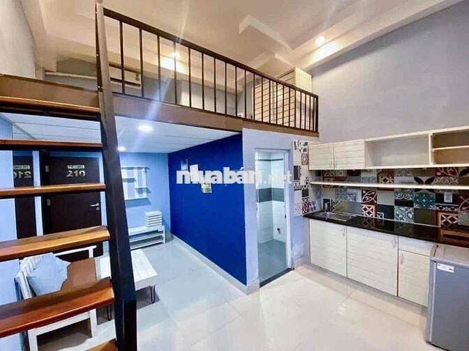 Cho thuê Duplex cửa sổ lớn + trung tâm quận 7