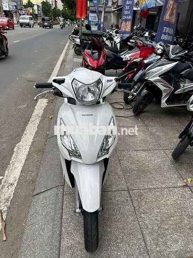 Honda vision 2016 mới 90% Bstp chính chủ