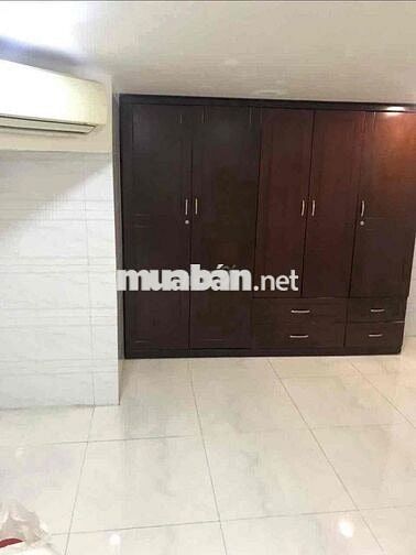 CHO THUÊ NHÀ ĐƯỜNG NGUYỄN CHÍ THANH HẺM XE BA GÁC CÁCH MT VÀI CĂN
