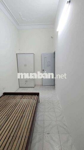 Địa chỉ:ngõ 181 trần khát chân 1tr6