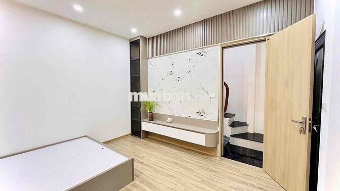 Chính chủ cho thuê nhà nguyên căn tại Ngõ Cảm Hội,Lò Đúc.