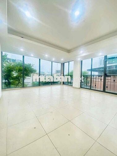 VĂN PHÒNG CHO THUÊ KHU VỰC TRUNG TÂM THÀNH PHỐ CÓ THỂ LÀM VIỆC 24/24