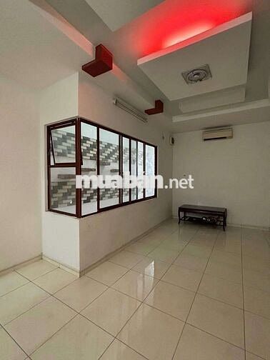 🔥1/THOẠI NGỌC HẦU-4X18M 3 TẤM-HẺM XE TẢI THÔNG LŨY BÁN BÍCH,GẦN ÂU CƠ