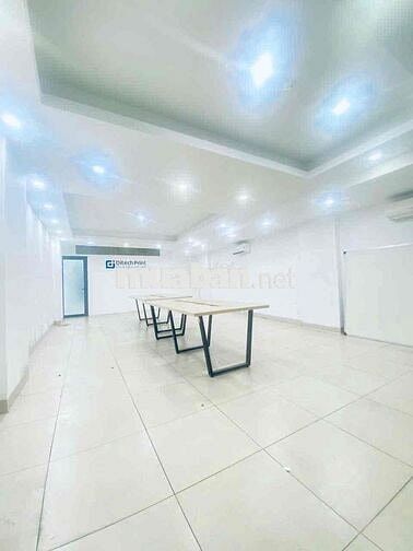 VĂN PHÒNG CHO THUÊ KHU VỰC TRUNG TÂM THÀNH PHỐ CÓ THỂ LÀM VIỆC 24/24