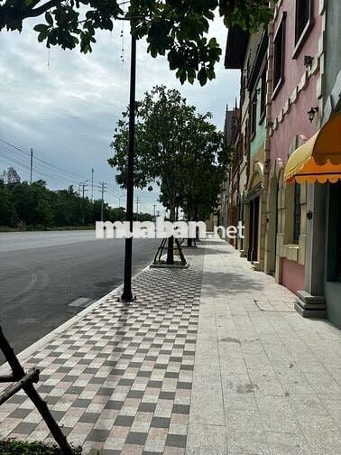 Shophouse VinWonders Phú Quốc, 2 mặt tiền, DT 128,7m², 1 trệt 2 lầu