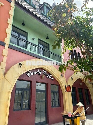 Shophouse VinWonders Phú Quốc, 2 mặt tiền, DT 128,7m², 1 trệt 2 lầu